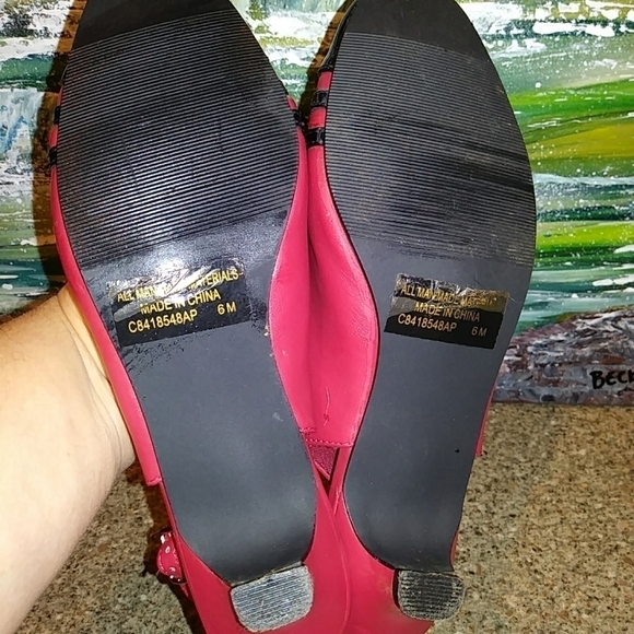 Classique Red black Sophia pump size 6 M - Picture 10 of 10